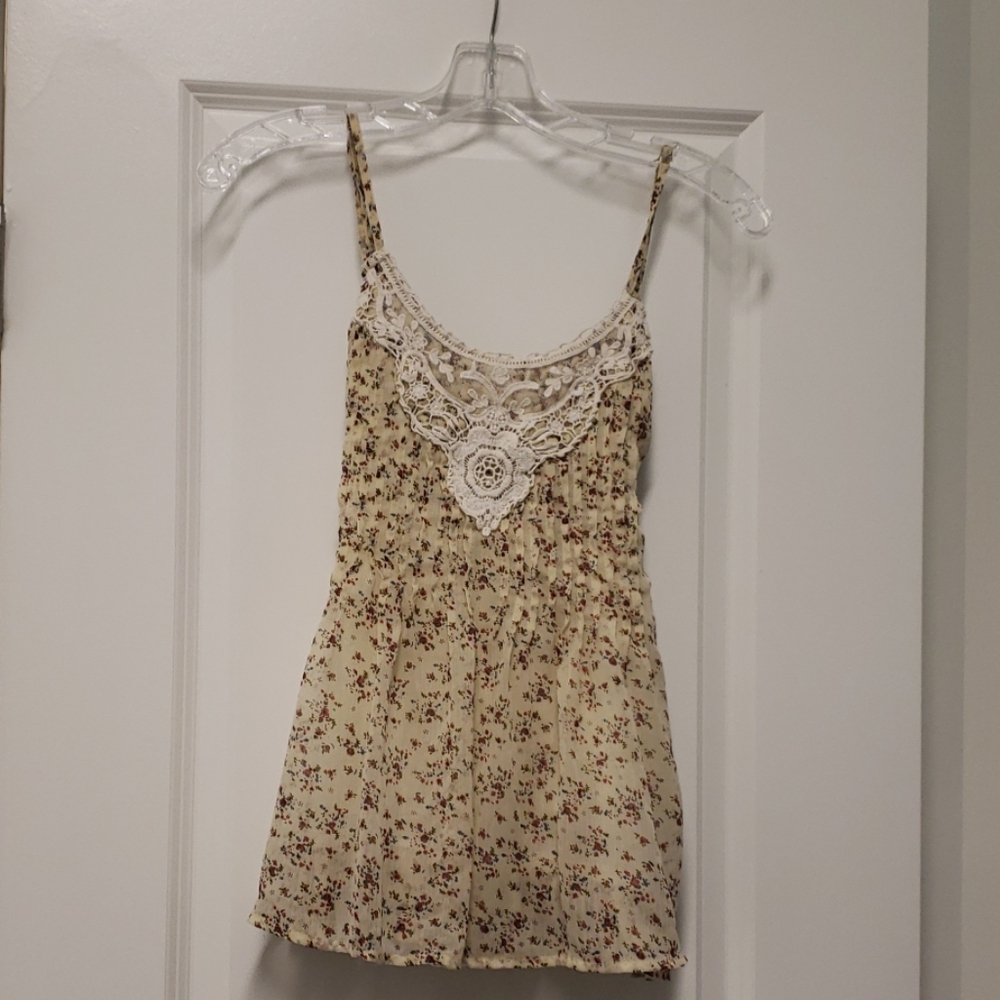 Passport Blouse Size Small